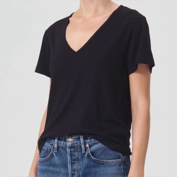 Agolde Tops - AGOLDE Black V-neck cotton-blend T-shirt